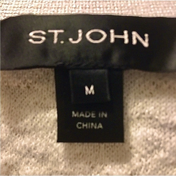 St. John Figure Flattering White 2 piece Woven Sweater Set in Medium - Picture 4 of 11